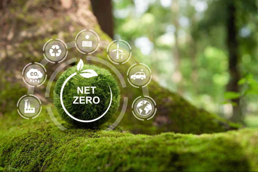 Concept de zéro net et de neutralité carbone. Objectif de zéro émission nette de gaz à effet de serre. Stratégie à long terme de neutralité climatique. Concept de zéro net et de neutralité carbone. Objectif de zéro émission nette de gaz à effet de serre. Stratégie à long terme de neutralité climatique.